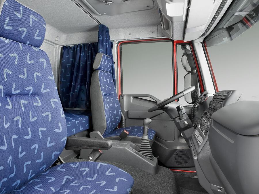  Iveco Tector 4x2 Chassis 2008 года  (фото 4 из 5)